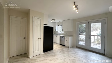 101 Brookside St in London, ON - Building Photo - Building Photo