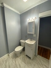 229 Ashworth Pl, Unit 1 in Syracuse, NY - Foto de edificio - Building Photo