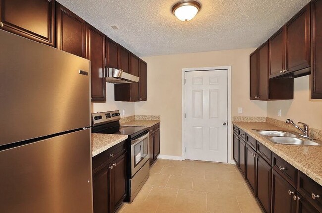 8080 Jacques Dr in Jacksonville, FL - Building Photo - Building Photo