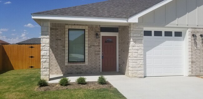 1103 CARLSBERG Dr-Unit -A in Killeen, TX - Building Photo - Building Photo