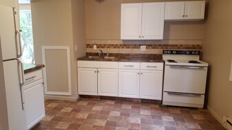 421 Red Lake Blvd in Thief River Falls, MN - Building Photo