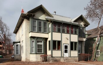 2424 4th Ave in Minneapolis, MN - Building Photo - Building Photo