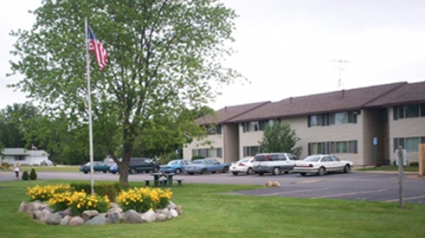 Village East Apartments in Gladwin, MI - Building Photo