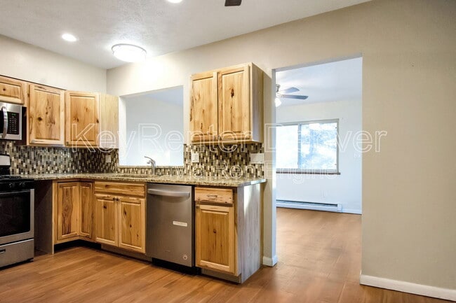 property at 4530 Holland St