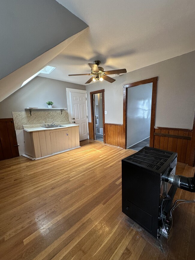 61 Ave Rentals in New Bedford, MA