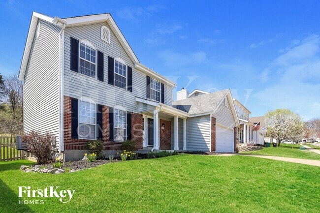 324 Autumn Peak Dr in Fenton, MO - Foto de edificio - Building Photo