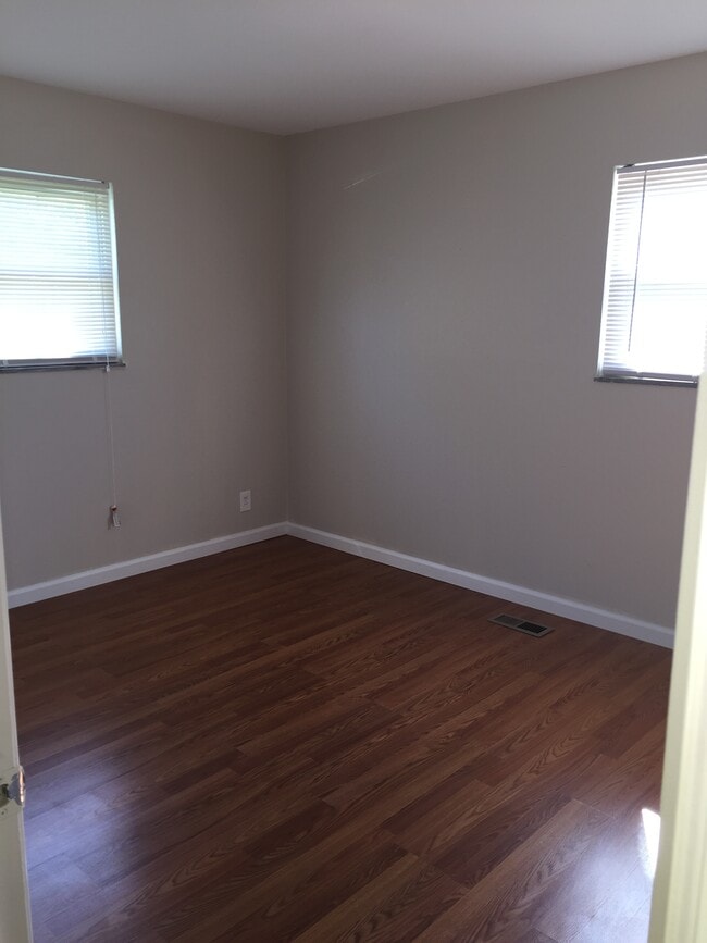 7004 Monongahela Dr in Cincinnati, OH - Building Photo - Building Photo