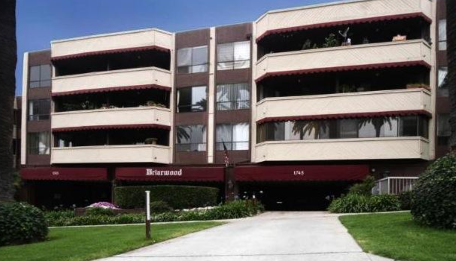 1745 Camino Palmero St, Unit 423 in West Hollywood, CA - Foto de edificio