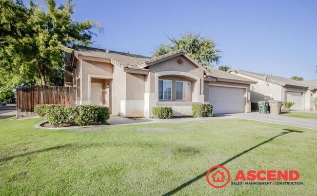 11910 Cedar Bluff Ave in Bakersfield, CA - Building Photo - Building Photo