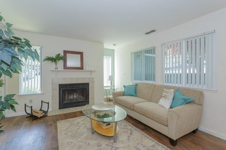 Windscape Apartments in Roseville, CA - Foto de edificio - Interior Photo