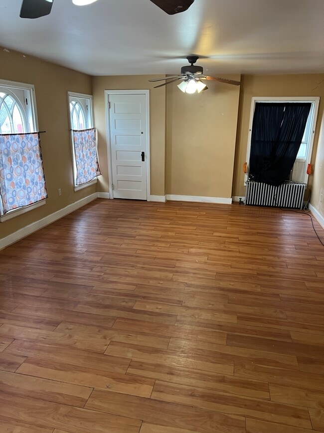 property at 4740 Friendship Ave