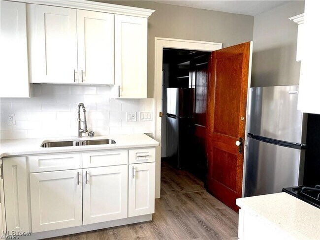 property at 2119 Waterbury Rd