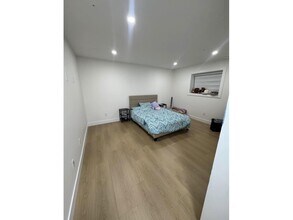 16935-1690A 0A Ave in Surrey, BC - Building Photo - Building Photo