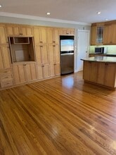 712 W Knickerbocker Dr in Sunnyvale, CA - Building Photo - Building Photo