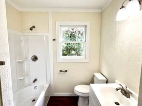 825 Lincoln St in Malvern, AR - Building Photo - Building Photo