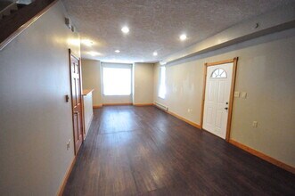 61 McMillen Ave in Columbus, OH - Building Photo - Building Photo