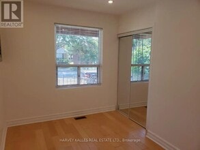 679 Vaughan Rd in Toronto, ON - Building Photo - Building Photo