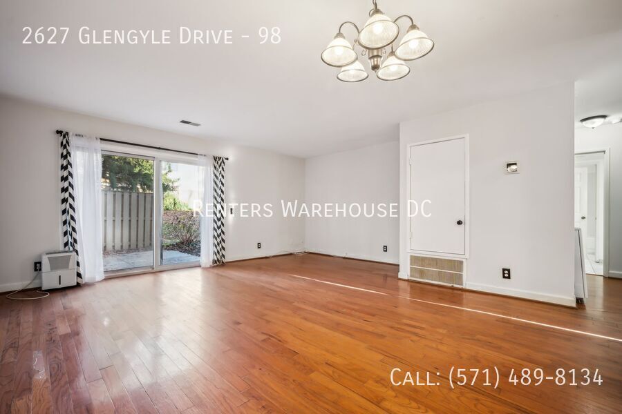 2627 Glengyle Dr in Vienna, VA - Building Photo