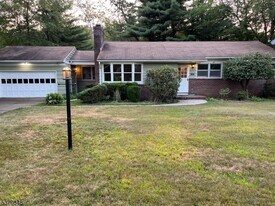 43 Rocky Point Rd in West Milford, NJ - Building Photo