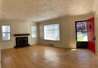 2014 S Bernard St in Spokane, WA - Building Photo - Building Photo
