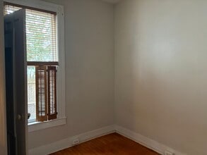 24 Front St, Unit Apartment 1 in Schenectady, NY - Foto de edificio - Building Photo