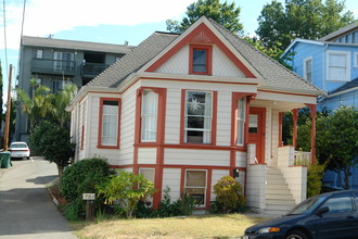 78 Linda Ave in Piedmont, CA - Foto de edificio - Building Photo