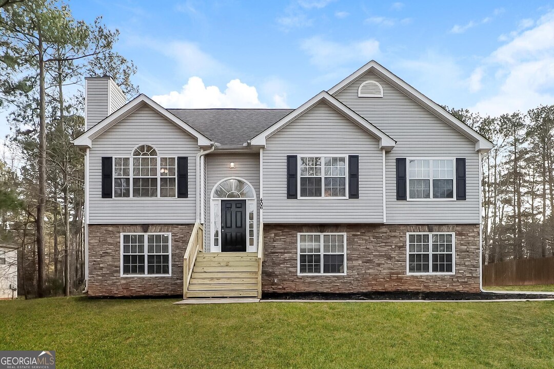 406 Pamela Ct in Mcdonough, GA - Foto de edificio