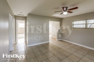 210 NW 53rd St in Fort Lauderdale, FL - Building Photo - Building Photo