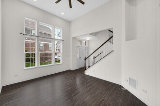 4456 Monroe Ct in Naperville, IL - Building Photo - Building Photo