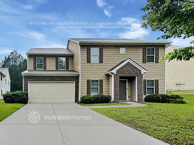 property at 1987 Round Ridge Cir