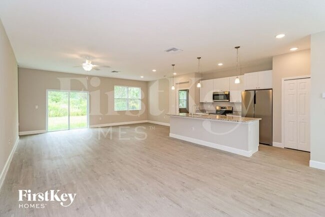 2703 Flintstone Ave SE in Palm Bay, FL - Building Photo - Building Photo