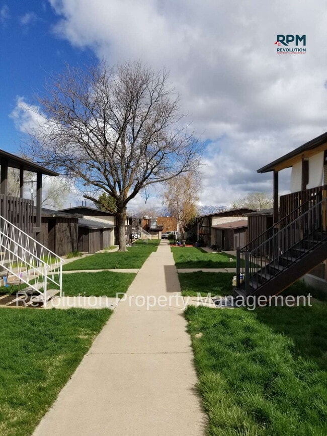 property at 450 W 4900 S