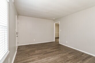 619 Kentbrook Dr in Charlotte, NC - Building Photo - Building Photo