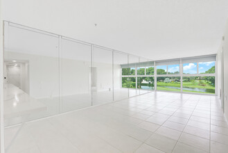 4502 Martinique Way in Coconut Creek, FL - Building Photo - Building Photo