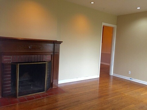 3232 12th Ave W in Seattle, WA - Foto de edificio - Building Photo