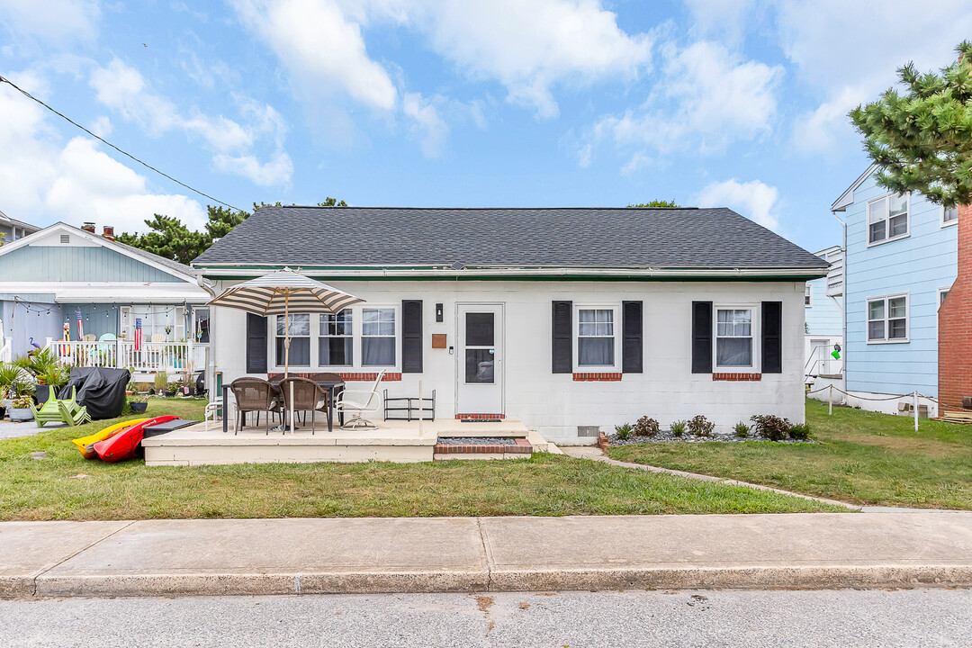 108 78th St in Ocean City, MD - Building Photo