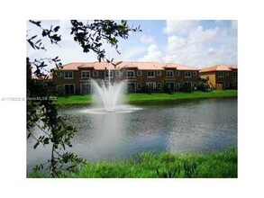 4930 Windward Way in Fort Lauderdale, FL - Building Photo - Building Photo