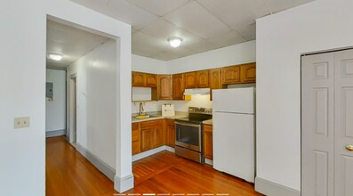 2 Worthington St, Unit 1 in Boston, MA - Building Photo - Building Photo