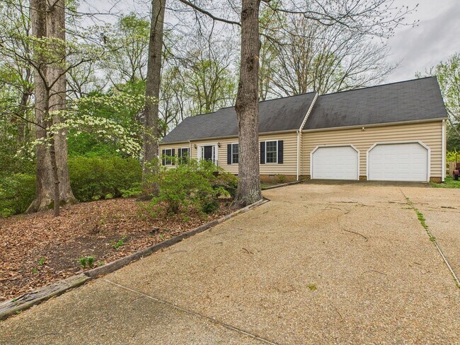 6724 Forest Dr in Quinton, VA - Building Photo - Building Photo