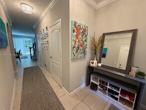5855 Monterra Club Dr in Greenacres, FL - Building Photo - Building Photo
