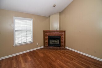 1614 Beaver Trail Dr in Memphis, TN - Building Photo - Building Photo