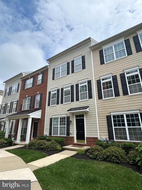 1379 Parish Ave in Claymont, DE - Building Photo - Building Photo