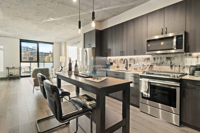 190 N Ada St in Chicago, IL - Foto de edificio - Building Photo