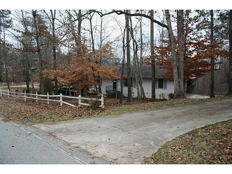 3211 Country Ln, Unit Top in Gainesville, GA - Building Photo