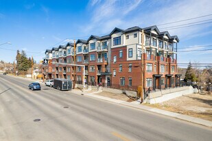 103 Scarboro Av SW Apartments