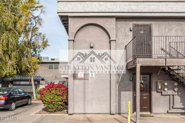 424 W Brown Rd in Mesa, AZ - Foto de edificio - Building Photo