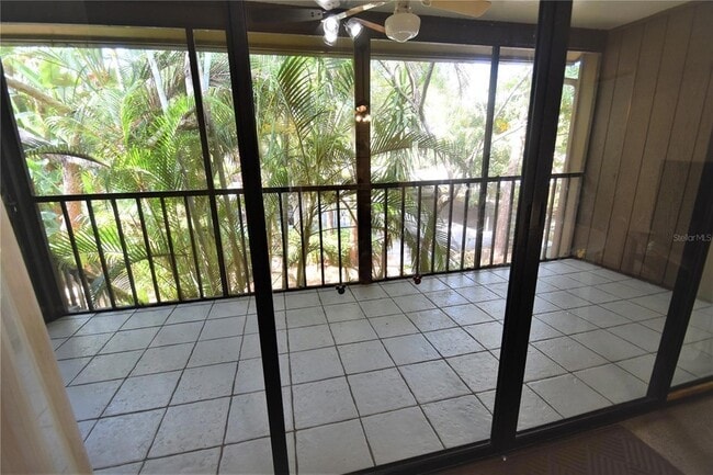 1712 Glenhouse Dr, Unit GL418 in Sarasota, FL - Building Photo - Building Photo