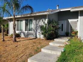 3243 Denver Ave in Merced, CA - Building Photo