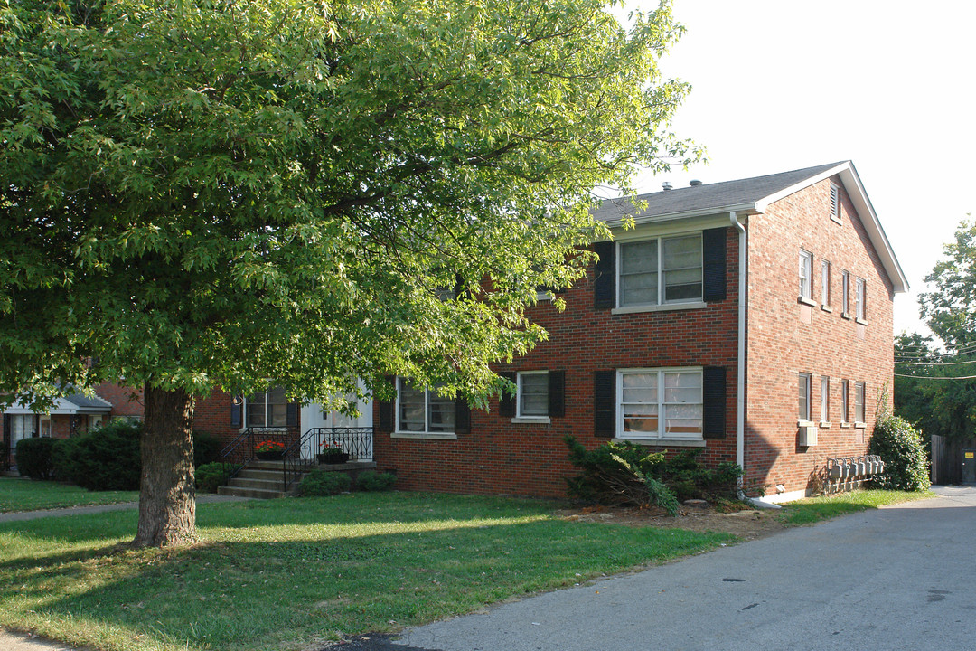 1648 Alexandria Dr in Lexington, KY - Building Photo