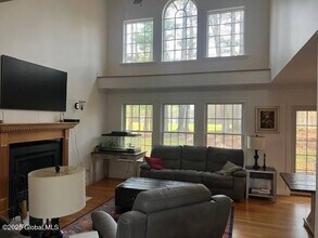 88 Cobble Hill Dr in Gansevoort, NY - Building Photo - Building Photo